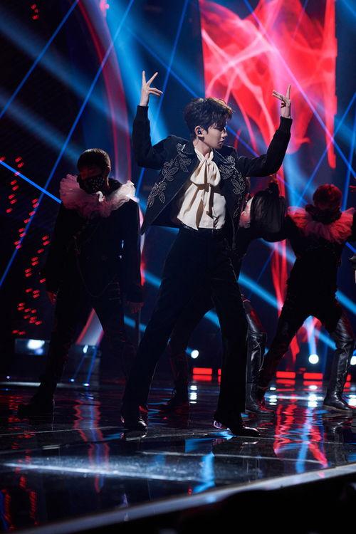 王源跳舞视频,热舞视频燃爆全网