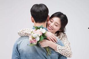 代小红的老公,揭秘他的事业与家庭生活