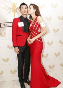 日本选手互吻,赛场瞬间成为焦点