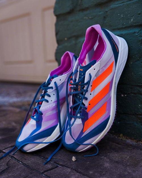 近期跑鞋爆料新闻,科技革新与性能提升一览