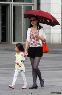 美丽的丝袜妈妈被强迫,美丽与束缚的矛盾交响曲